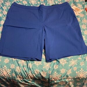 Alfred Dunner Royal Blue Skimming Shorts.  NWT.  22W